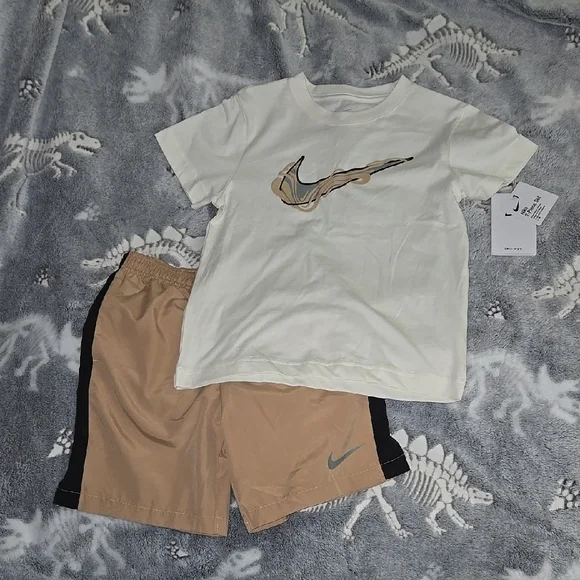 Nike 2-piece Set - Picture 1 of 1